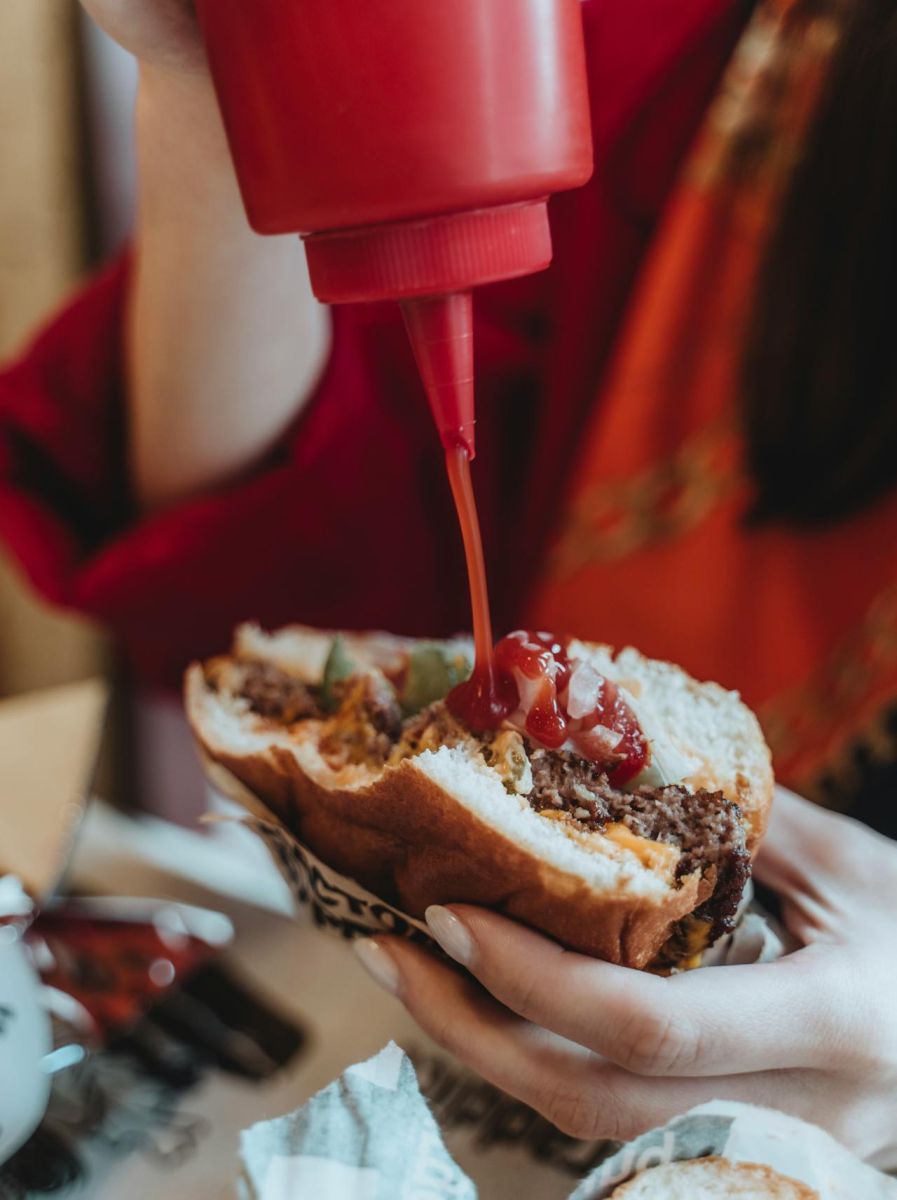 Θες να βάλεις τέλος στο junk food; 5 τρόποι για να τα καταφέρεις