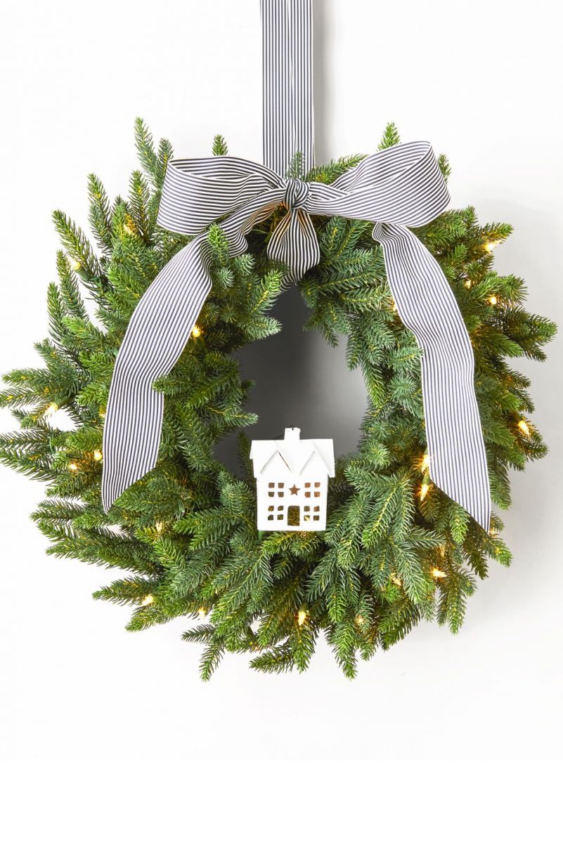 balsam-hill-bh-fraser-fir-wreath