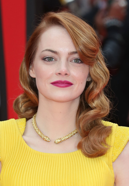 emma stone curls