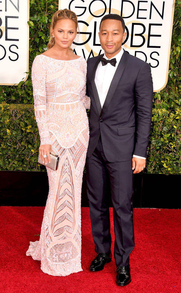 rs 634x1024-150111151843-634.chrissy-john-legend-Golden-Globes-Red-Carpet-011115