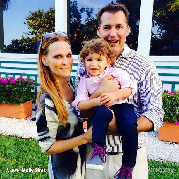 Molly-Sims-took-moment-appreciate-her-family-son-Brooks