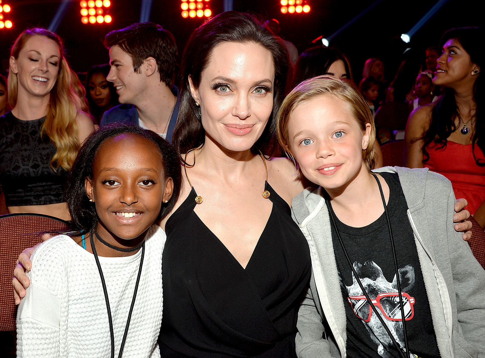 1427589787 zahara-angelina-jolie-shiloh-zoom