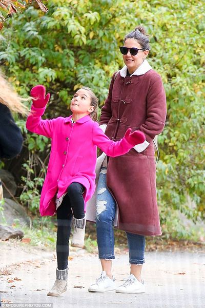 Suri Cruise 4