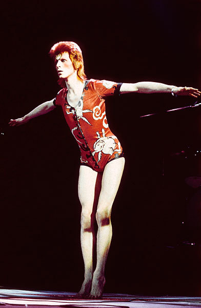 3july1973-2-david-bowie-fashion-evolution-600.jpg