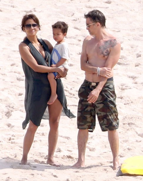 halle-berry-divorce-olivier-martinez-vacation-mexico-3