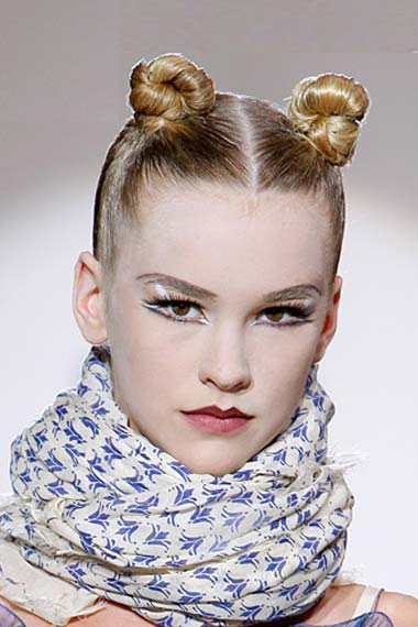 bun-hairstyles-2012-10