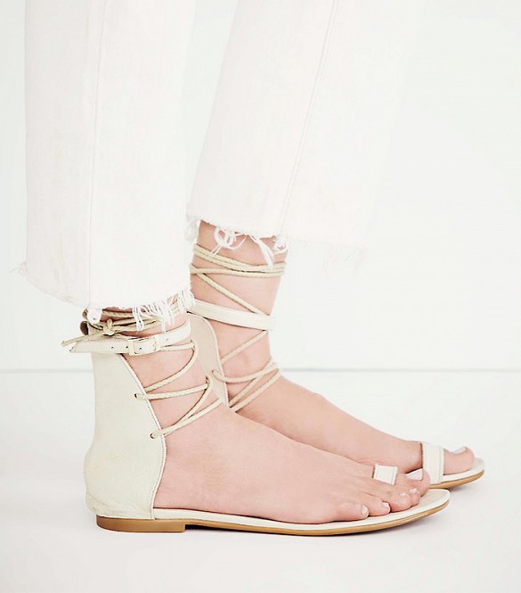 2 casual sandals