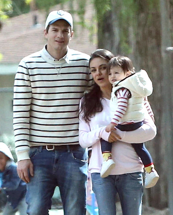 mila-kunis-ashton-kutcher-wyatt-kutcher-4