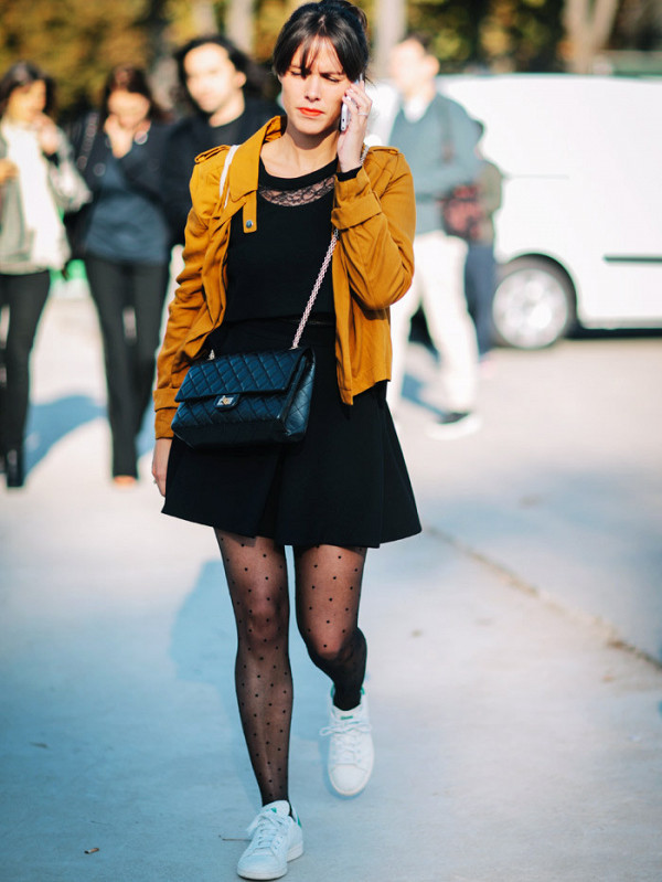 the-new-rules-of-wearing-tights-according-to-stylish-girls-1960355-1478008774.600x0c