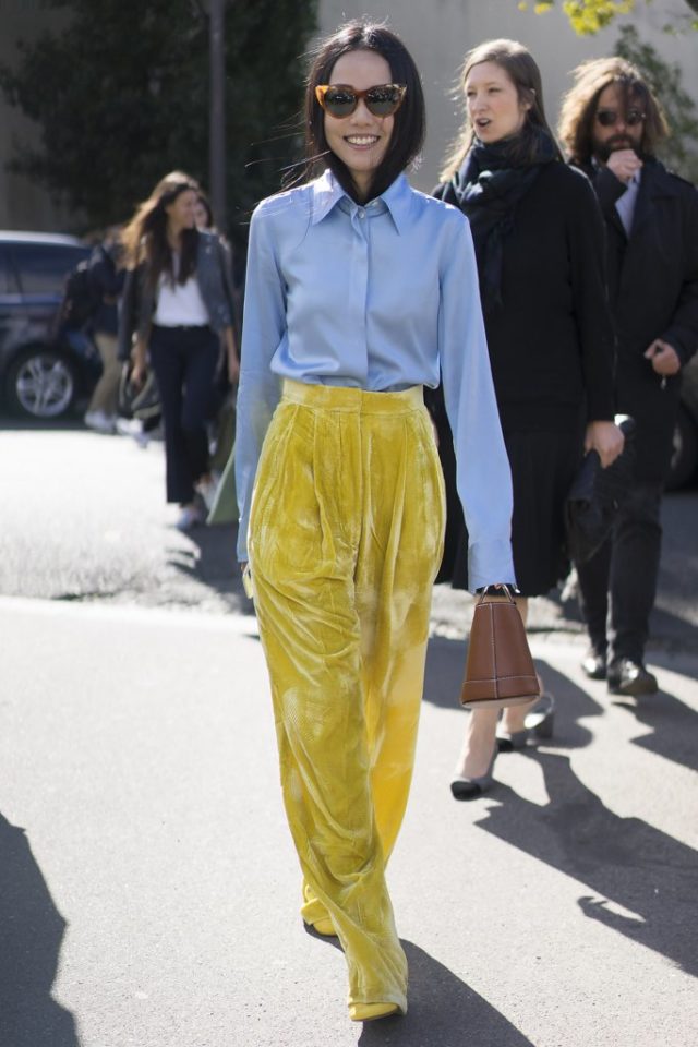 yellow-velvet-pants-pfw-ss-2017-street-style-ps-640x960