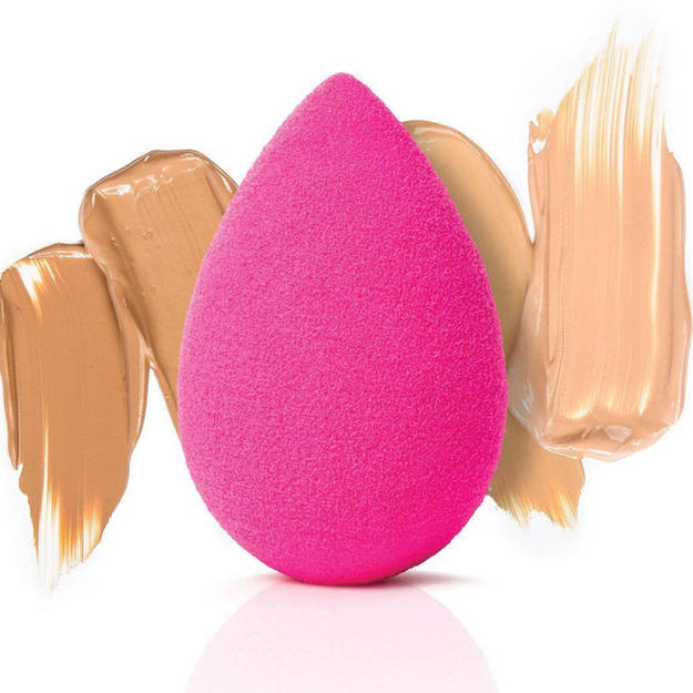 beauty blender makeup ximeno