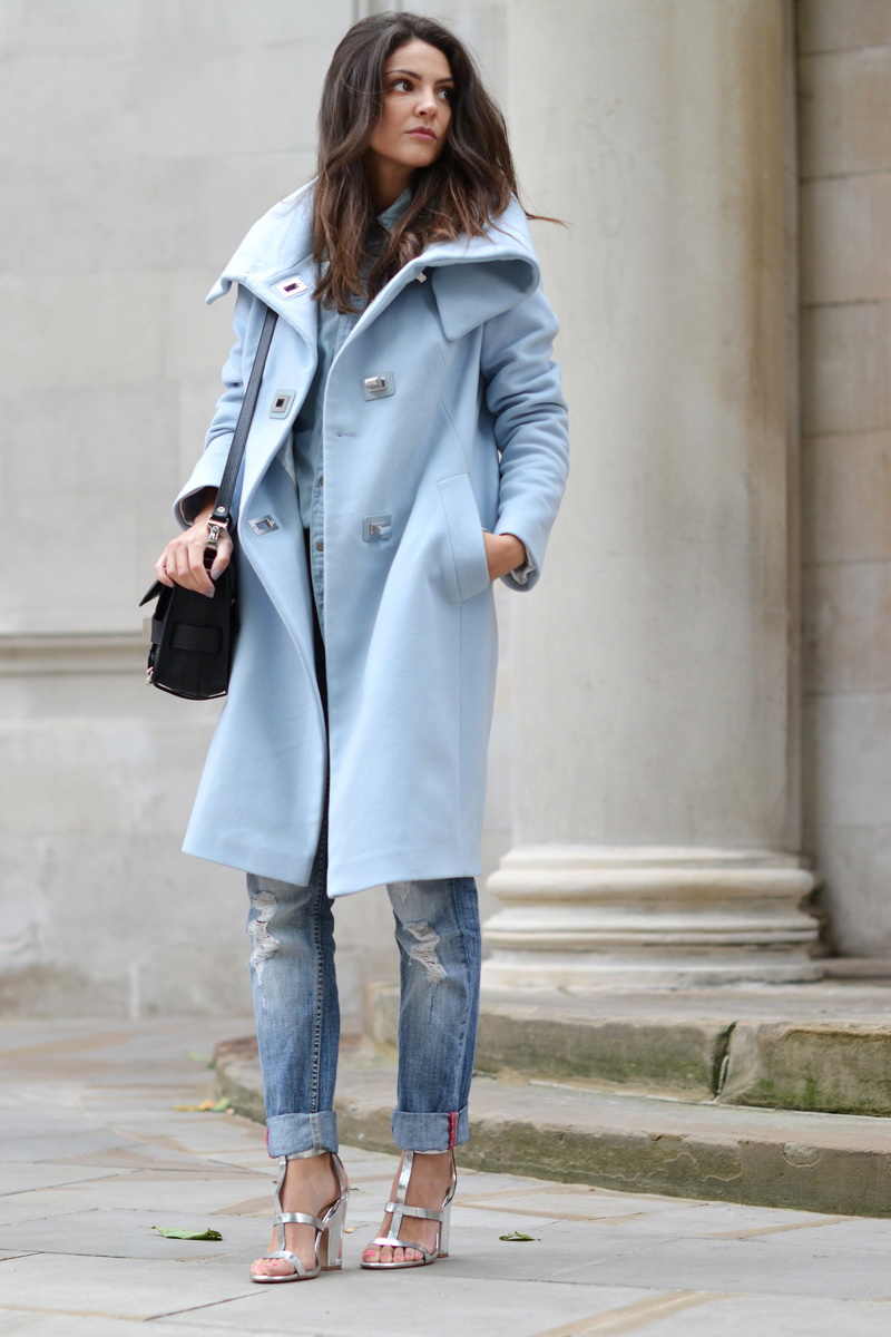 Pastel-Coats-Street-Style-Trends-10