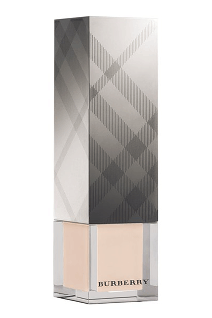 jourdan dunn Burberry Beauty Fresh Glow Luminous Fluid Base