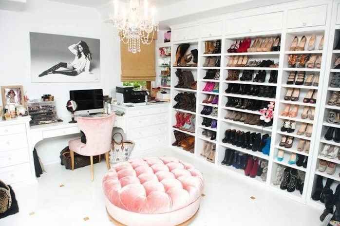 Ashley-Tisdale-Closet_940x640