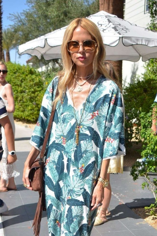 Rachel-Zoe--2018-Coachella--08-662x993