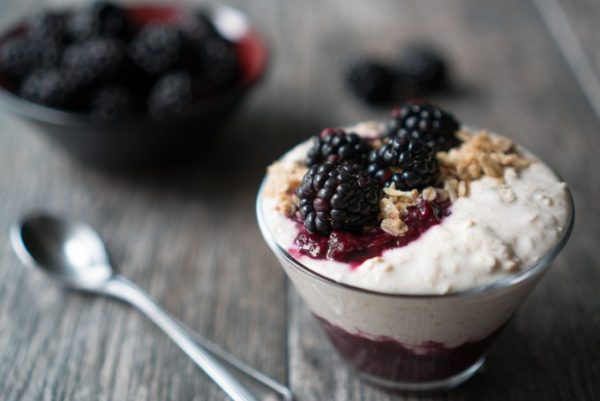 Blackberry-Pie-Overnight-Oats-5