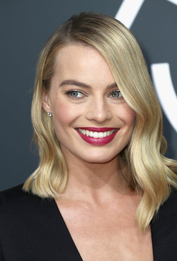 Margot-Robbie-2018-Golden-Globes