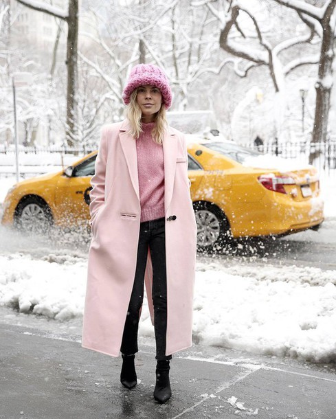 btgom0-l-610x610-coat-tumblr-nyfw+2017-fashion+week+2017-fashion+week-streetstyle-pink+coat-long+coat-sweater-pink+sweater-beanie-chunky+knit-denim-jeans-black+jeans-boots-black+boots-winter+outfit