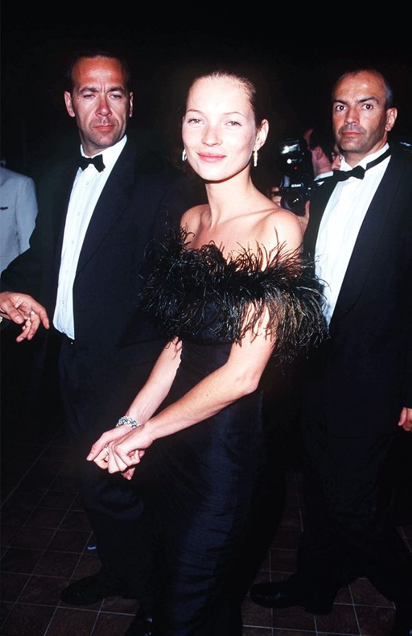 14-old-school-kate-moss-outfits-that-still-look-good-today-1749938-1461847210.600x0c