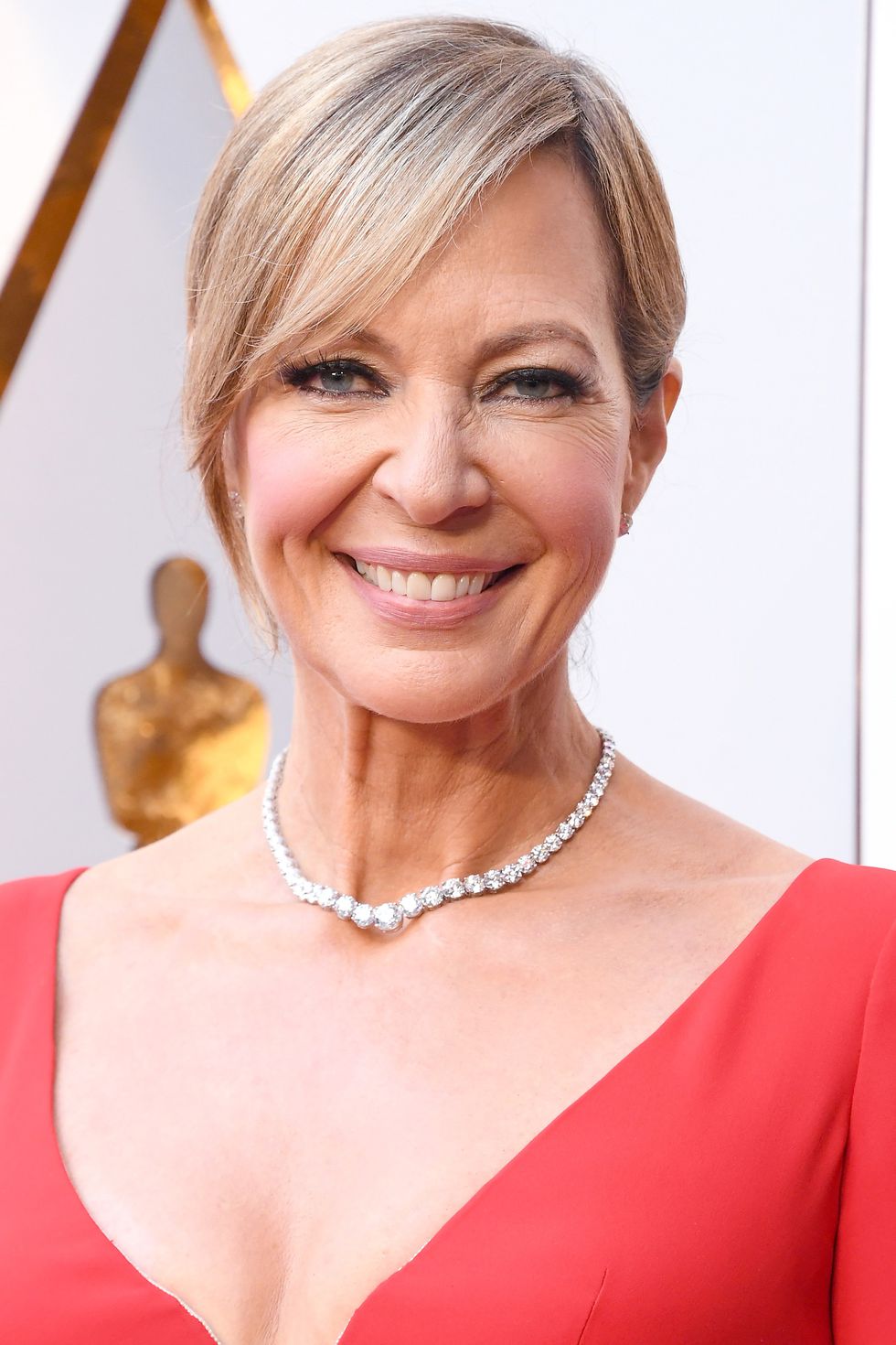 hbz-oscar-jewels-allison-janney-1520282093