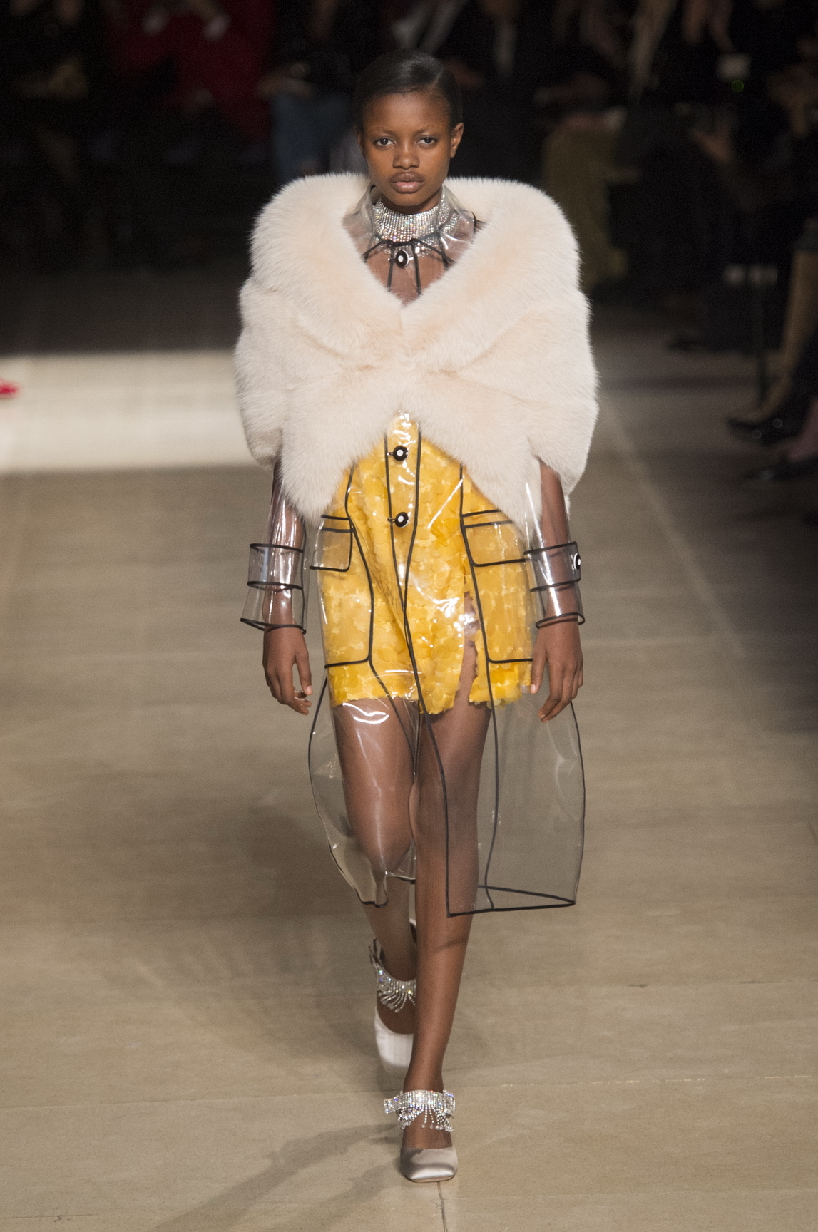 politics-plastic-and-depth-an-autumnwinter-17-trend-report-body-image-1489394781