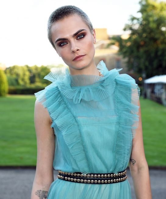 cara delevingne ksirismeno