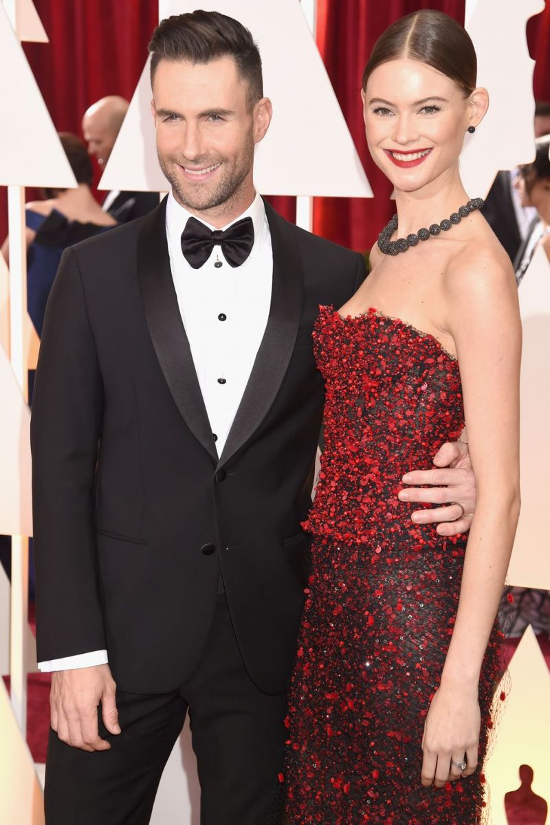 hbz-celeb-couples-big-age-difference-adam-levine-behati-prinsloo-gettyimages-464156638-1519160659