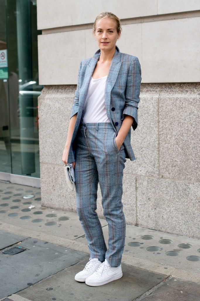 slideshow-fall-work-outfits-01-fall-work-outfit-ideas-GettyImages-455710304-main