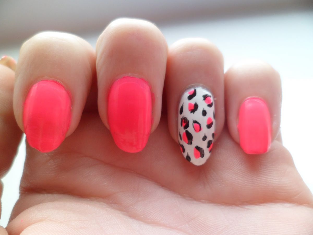 Neon Pink Animal Nail Art 1