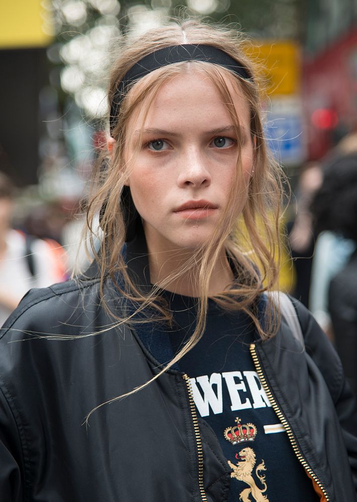 blonde-hair-with-headband