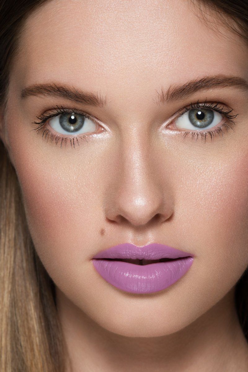 vibrant purple lips