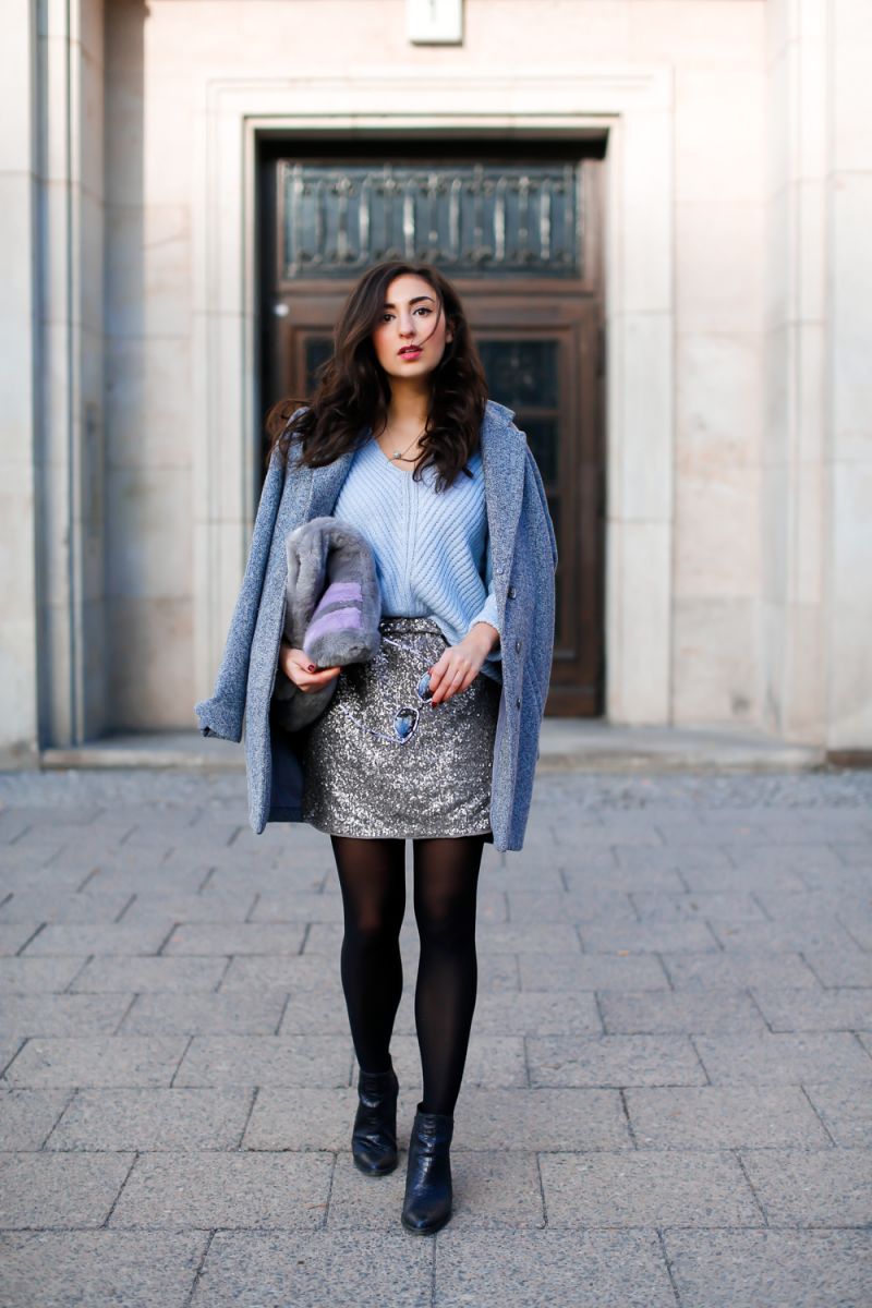 casual-everyday-look-with-sequins-sequin-skirt-minirock-pailletten-esprit-kombinieren-winterlook-chic-mango-blogger-modeblog-berlin-samieze-6