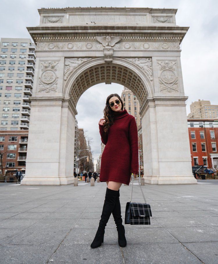 Maroon+Sweater+Dress+OTK+Boots+My+Biggest+Blogging+Mistake+Esther+Santer+Fashion+Blog+NYC+Street+Style+Blogger+Outfit+OOTD+Trendy+Red+Girl+Women+Sunglasses+RayBan+Aviators+Wearing+Shopping+Zara+Casual+Inspo+New+York+C