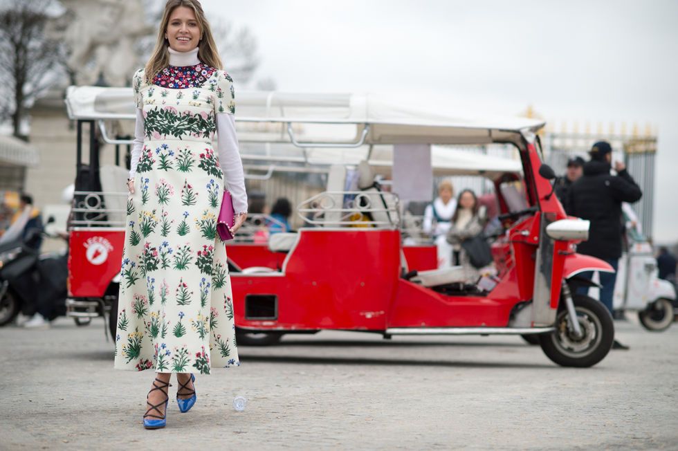 maxi-dress-in-winter-turtlneck-under-dress-floral-dress-spring-dress-night-evening-dresses-to-work-elle.com_