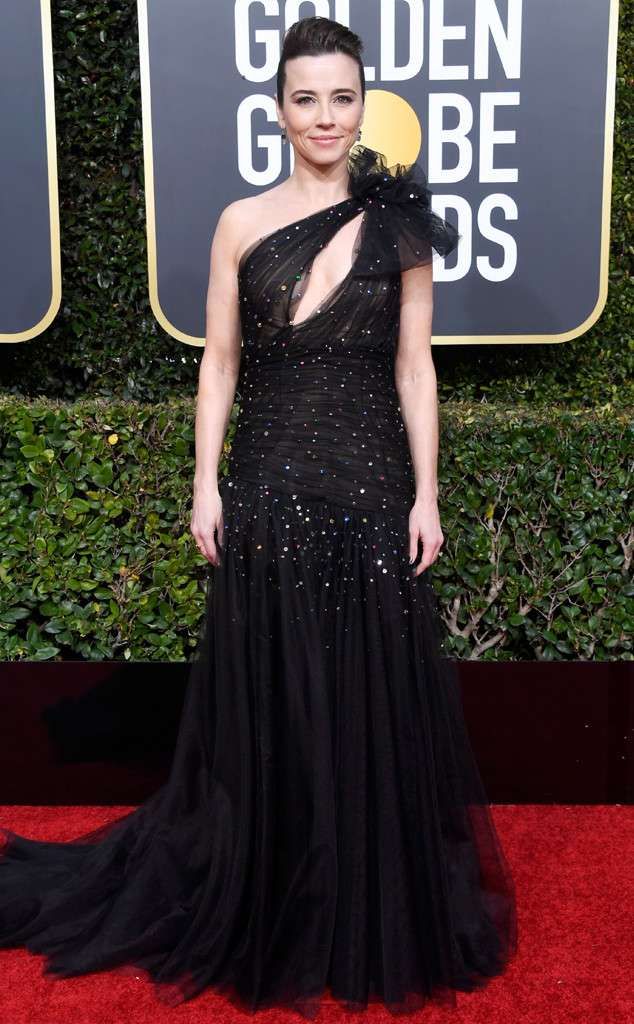 rs_634x1024-190106155230-634-2019-golden-globes-red-carpet-fashions-Linda-Cardellini