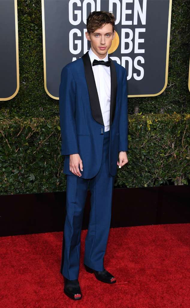 rs_634x1024-190106203851-634-troye-sivan-2019-golden-globes-me-010619