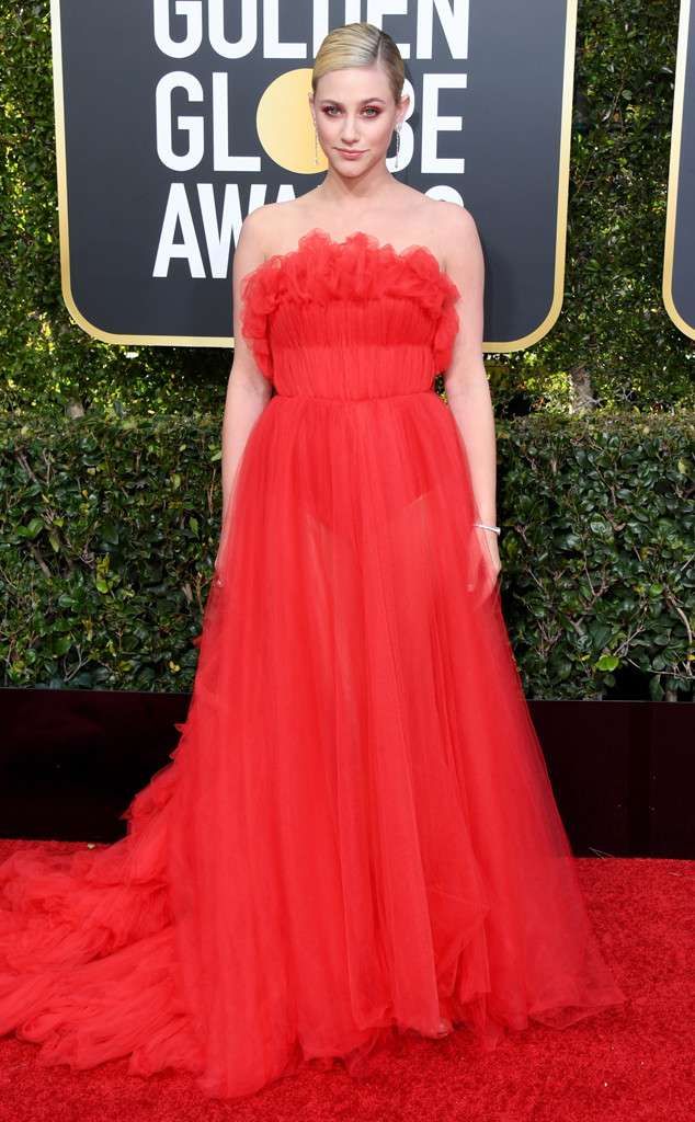 rs_634x1024-190106153203-634-2019-golden-globes-red-carpet-fashions-Lili-Reinhart