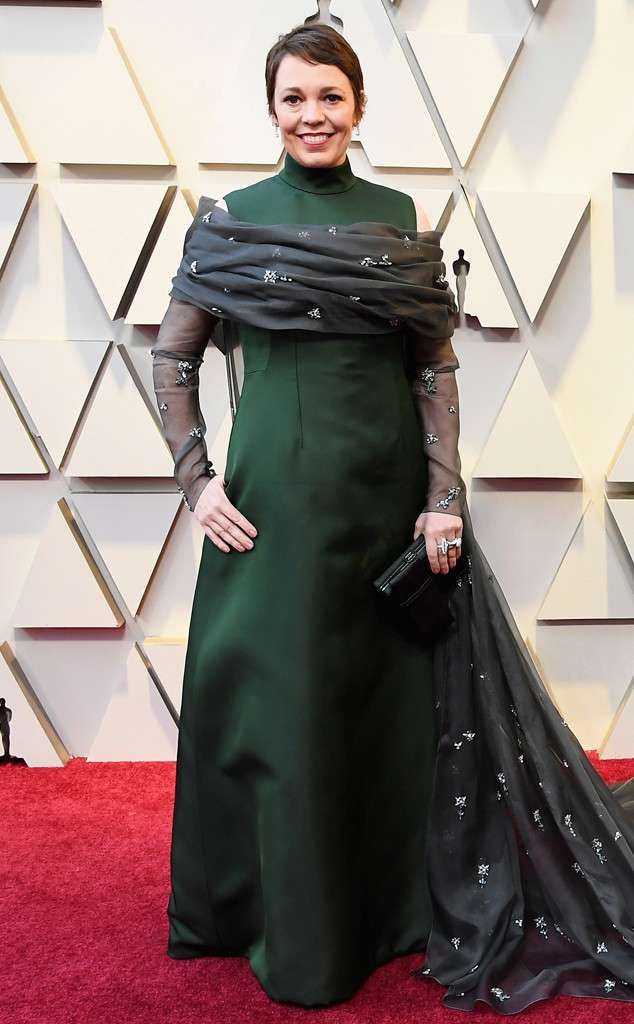 rs_634x1024-190224164717-634-2019-oscar-academy-awards-red-carpet-fashions-olivia-coleman.cm.22519