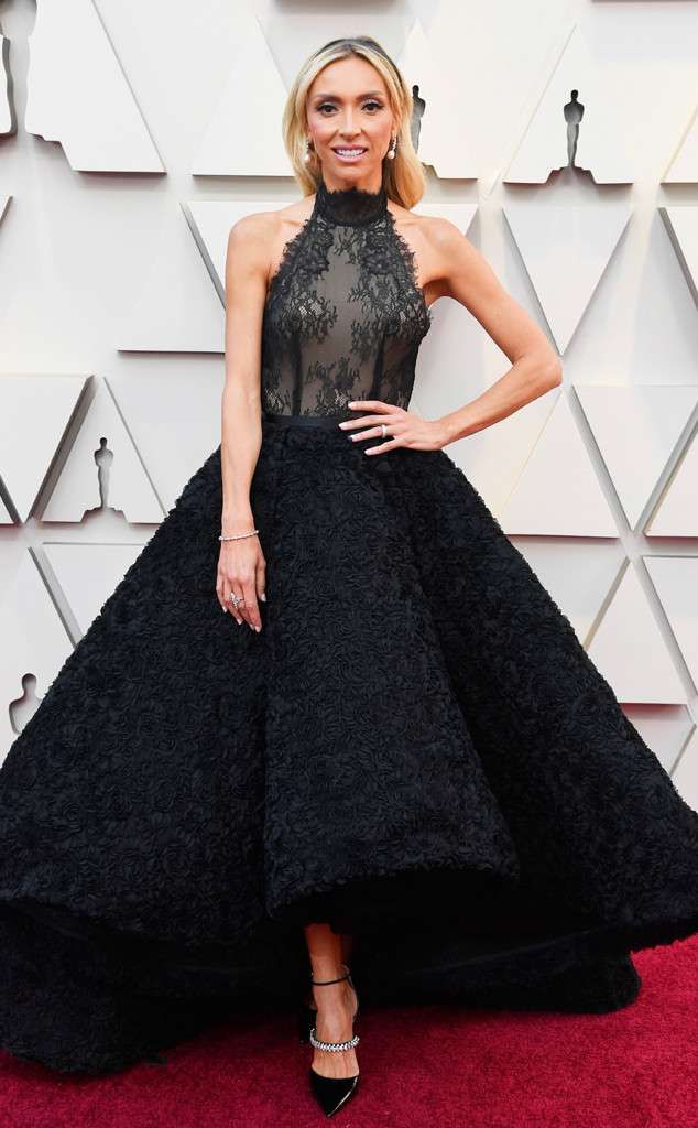 rs_634x1024-190224134712-634-2019-oscar-academy-awards-red-carpet-fashions-Giuliana-Rancic