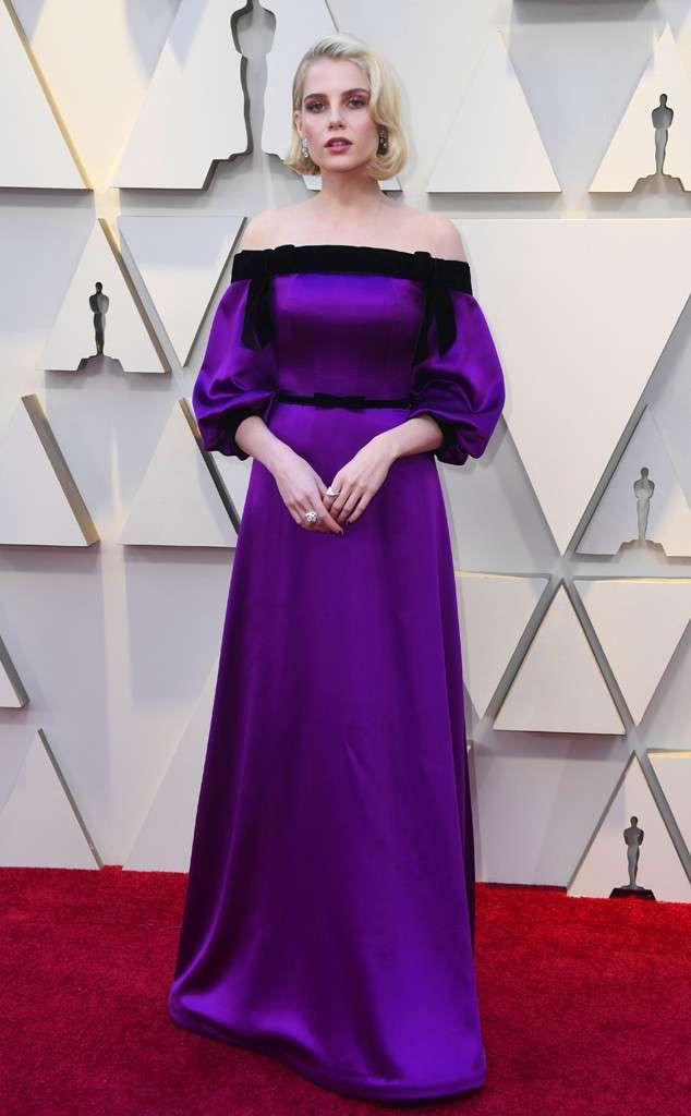 rs_634x1024-190224162712-634-2019-oscar-academy-awards-red-carpet-fashions-lucy-boynton