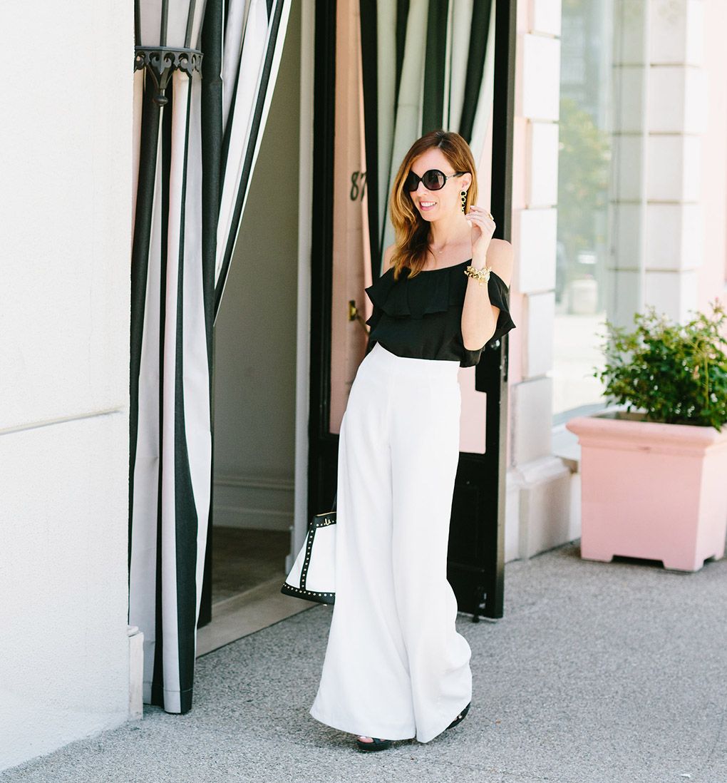 Sydne-Style-shows-how-to-wear-white-wide-leg-pants-for-summer